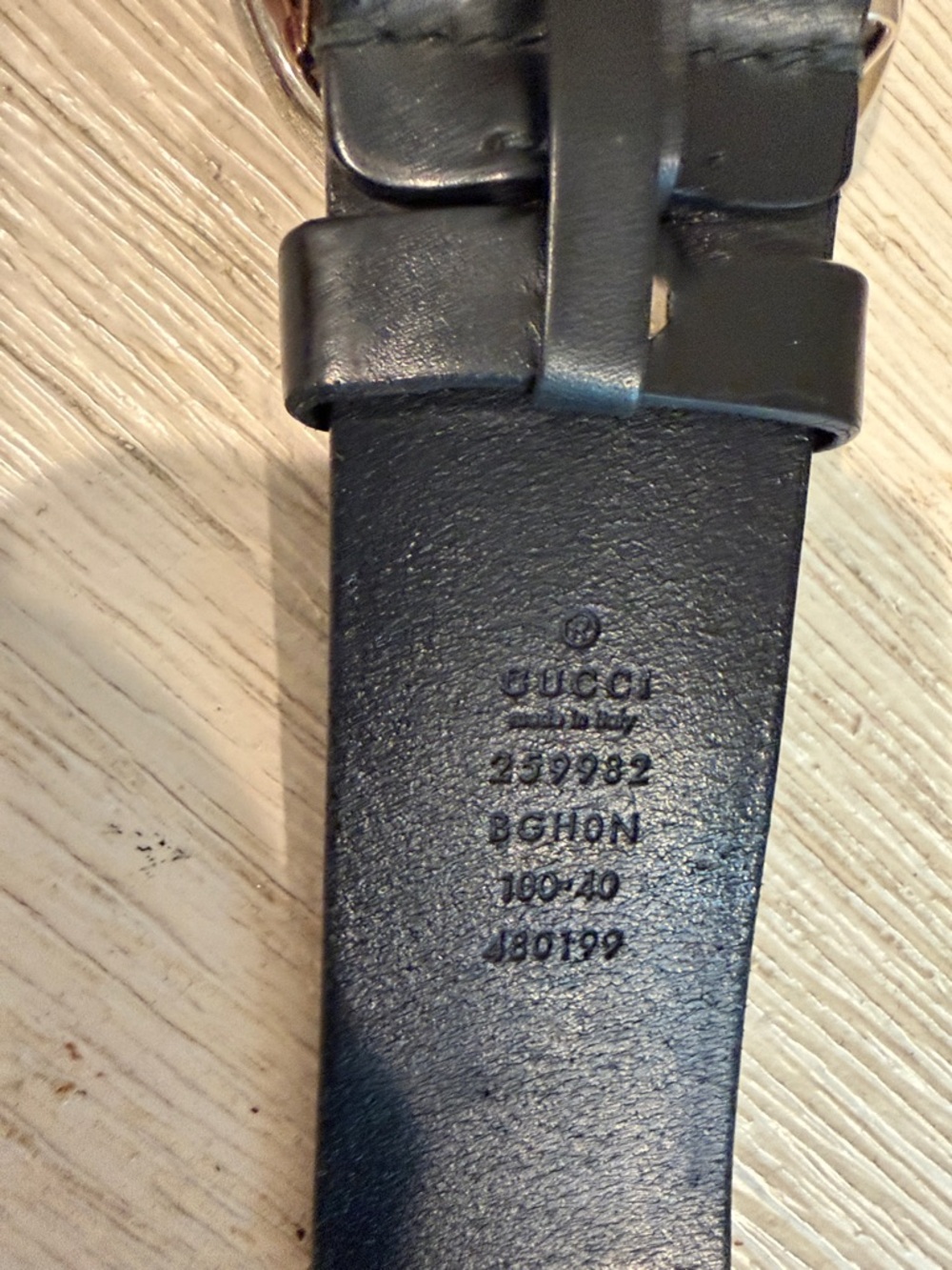 Gucci Black Leather Belt with Silver Double G Buckle - Picture 3 of 8